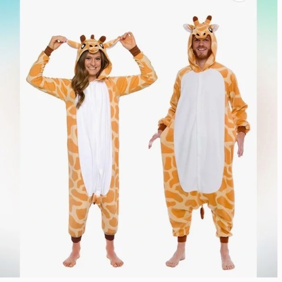 Giraffe Print Hooded Pajama Onesie - Picture 2 of 8